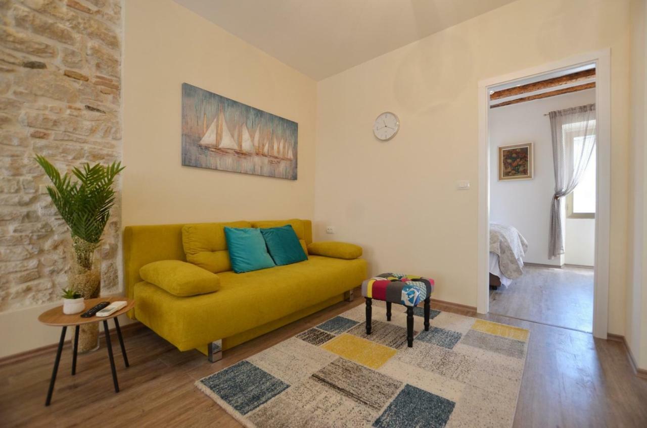 Bruno Apartment Rovigno Esterno foto